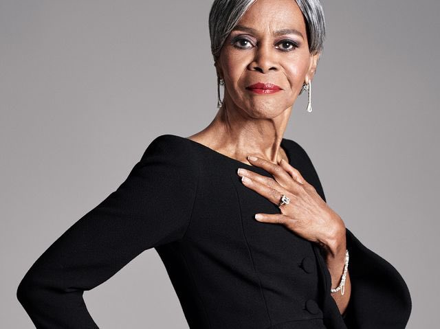 PamPeekeMD's tweet image. I am not a quitter.
I will fight until I drop.
It is just a matter of
Having some faith
In the fact that as
Long as you’re able
To draw breath in
The universe,
You have
A chance.
—Cicely Tyson

Rest in Power

#RIPCicelyTyson #womeninleadership