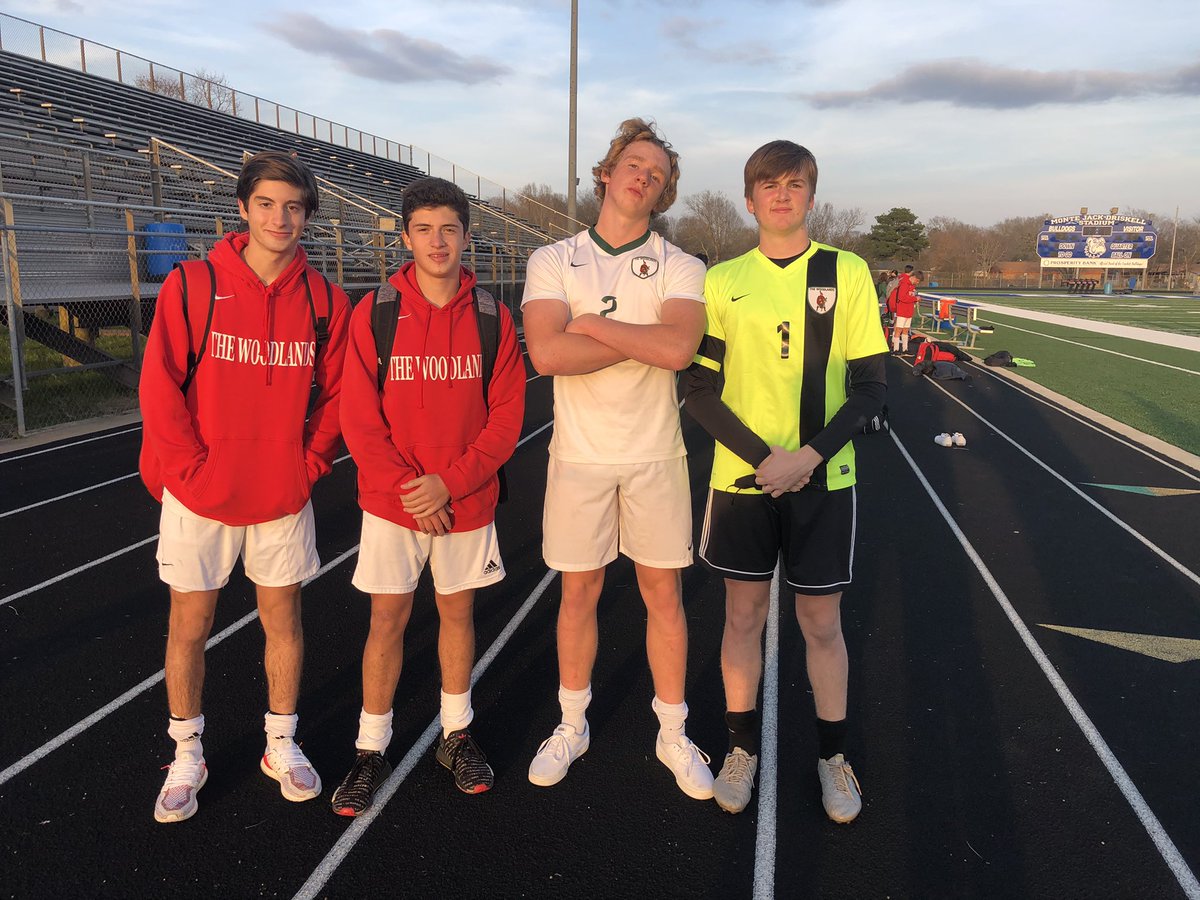 TWHSMensSoccer's tweet photo. JV wins 3-0 great result.
Luis, Jose, Ben and another clean sheet for Danny Cleansheet!
Good Luck - Varsity!

#JVStrong https://t.co/M1m7jpcx0U