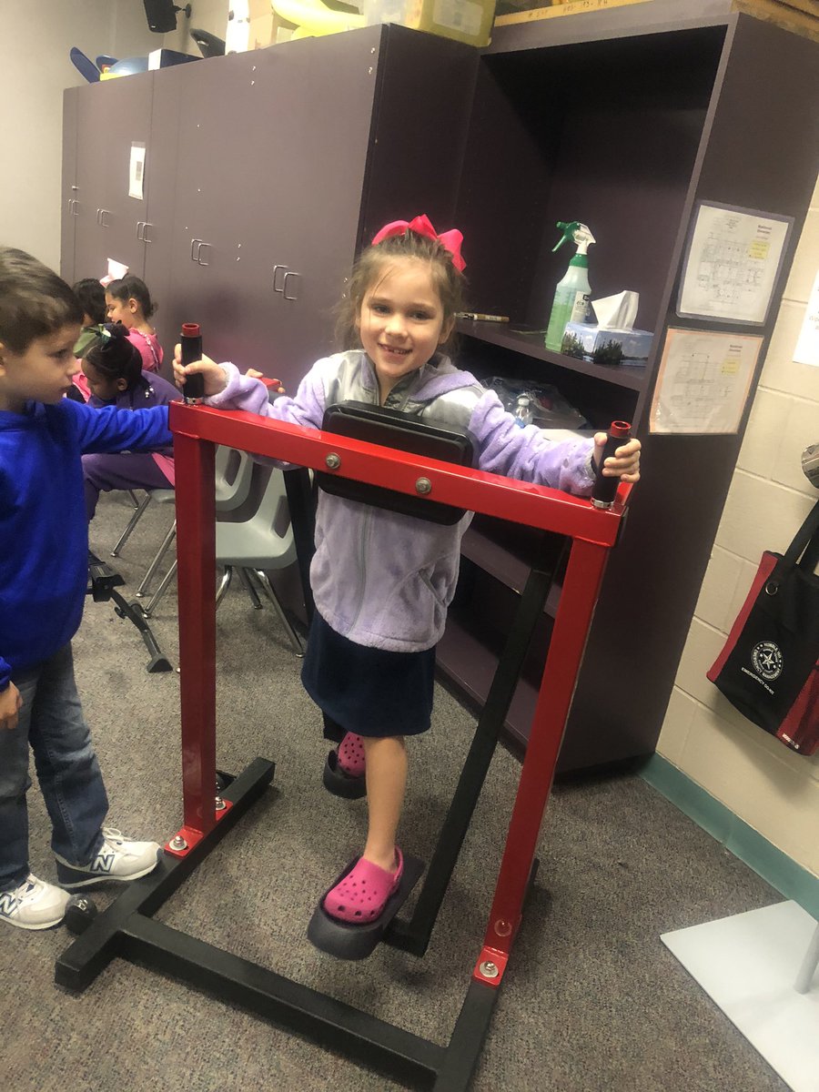 A little “Brain Gym” to get our wiggles out and our LEARNING on track! #mbebears2020 #mbeisfamily #lightheway
