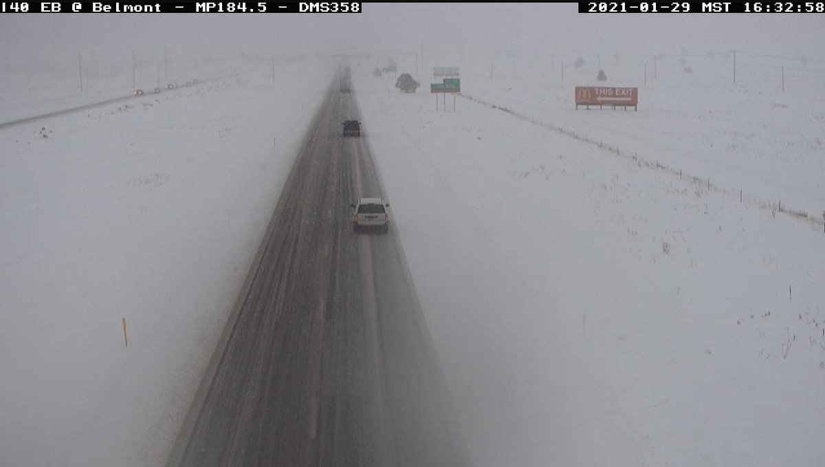 ArizonaDOT's tweet image. SNOW UPDATE: Here's what the cameras see along I-40 and I-17 right now. Snow still coming down. Please postpone travel if at all possible. If you are out on the road, remember to SLOW DOWN and expect slick conditions. #aztraffic #azwx