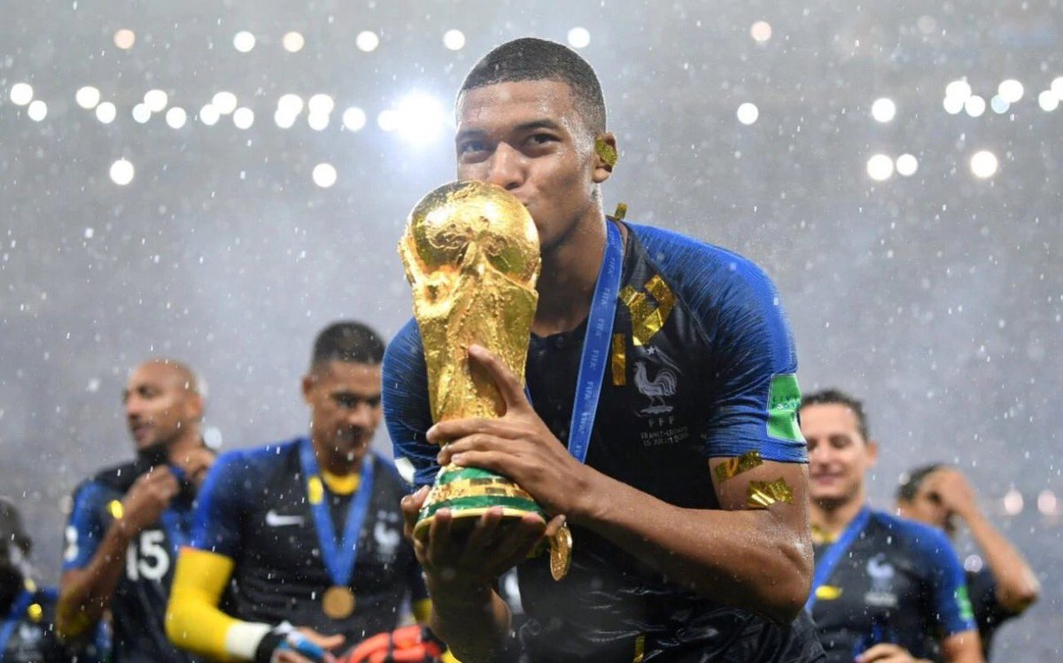 I didn't talk about his World Cup performances in this thread to show that he's very much clear EVEN without his crazy competitionI just don't understand how you can rate Haaland over Mbappé in their careerEnd of the thread, RT's and shares appreciated