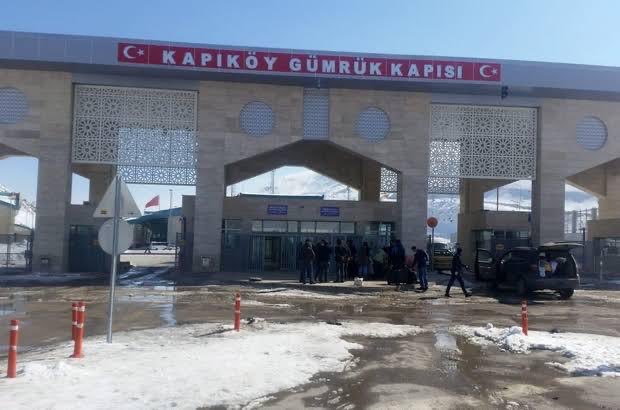 cevdetzgke2's tweet photo. Ülkenin üç bir tarafındaki tüm gümrük kapıları açık bizim 4 kapımız kapalı yalnızca                                 Kapıköy Vandır                            #KapıköyAçılsınEkonomiCanlansın https://t.co/EKpC81oXRa