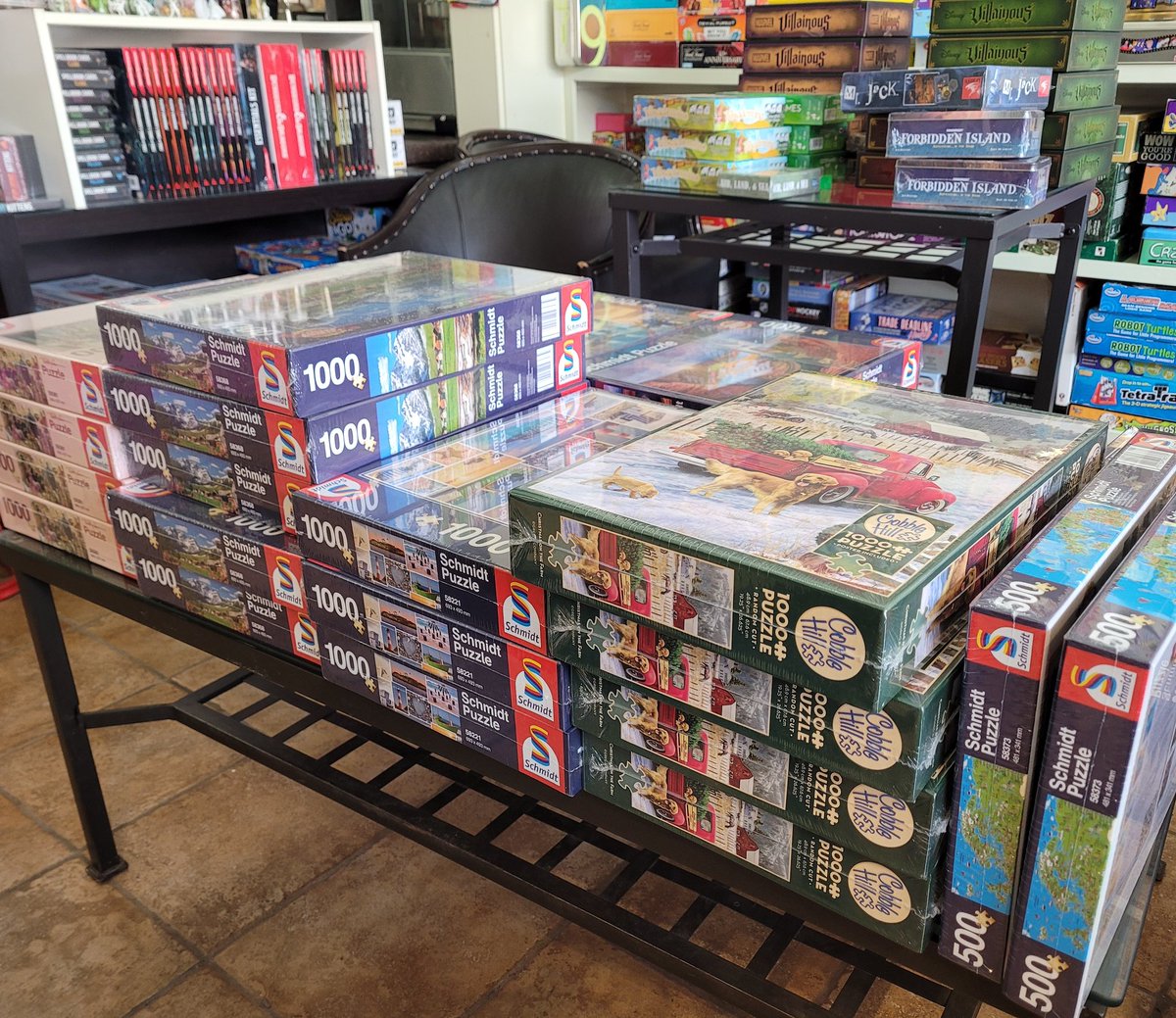 Happy National Puzzle Day! See our great selection of puzzles from 200-2000pc, plus puzzle mats and sorters FunnyBonesTO.com #StuffToDoDuringLockdown #AddPlayToYourDay #FunWithFamily #SupportSmallBusiness