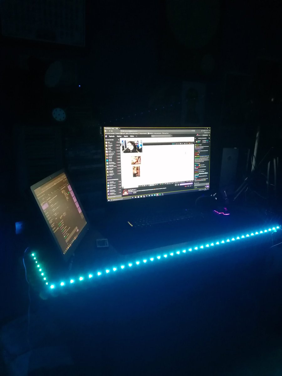 DaniXD64274469's tweet photo. #RaySetUp Aqui mi setup UwU https://t.co/NxIEsCZ03F
