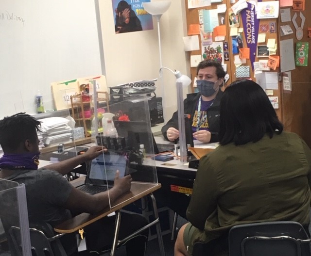 JVHSCIC's tweet photo. Mr. Bowles spends time conferencing with project partners to ensure each pair is hitting their learning targets. #QualityFirstTimeLearning #MonitorAndAdjust @JerseyVillageHS @jvhsprincipal https://t.co/CsYWUVOY4w