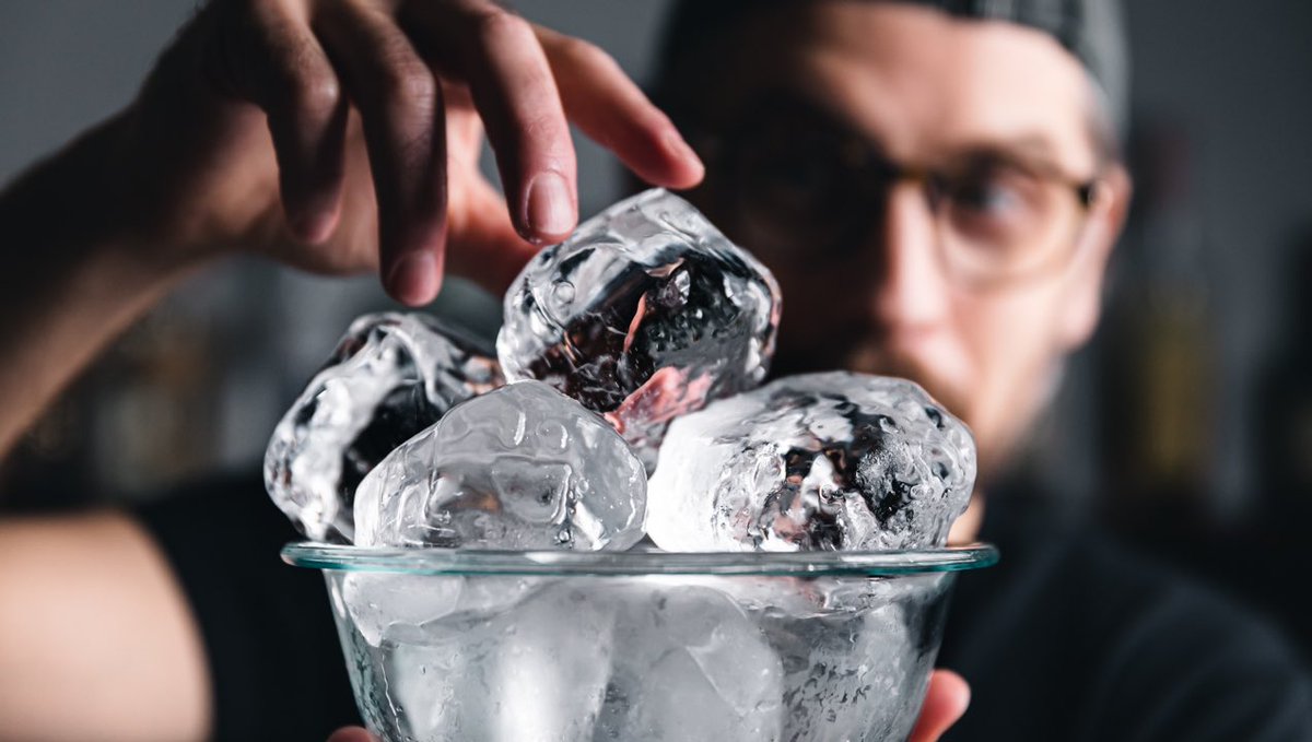 anderserickson_'s tweet photo. Dry Januaryโs coming to a close, my friends. Time to prep for the cocktails ahead!
https://t.co/WVs40PQYlM
โ๏ธ โ๏ธ โ๏ธ https://t.co/WVQExYSr0Z