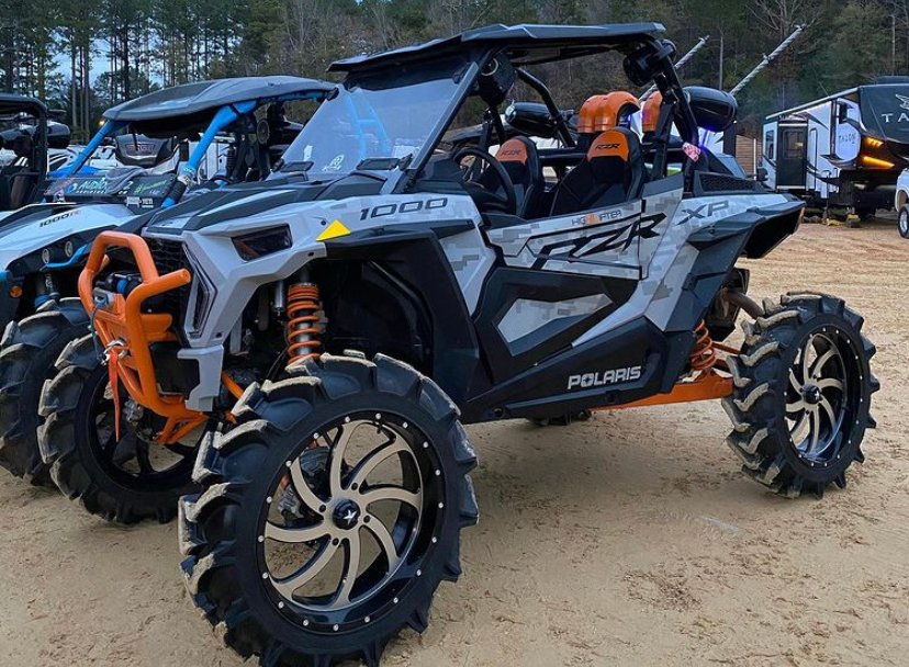 HighLifter's tweet photo. exo_jace got it going ON with the #HighLifterEdition ‼️
•
•
#HighLifter #WeBuildToThrill #UpgradeToday #PolarisRZR #ExclusiveOffset https://t.co/9dCM848Dc1