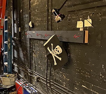 Introducing  our weekly #GuessThatProp Friday 🍿 

To be eligible comment what show the featured  prop is from and if  correct your name will be entered into a raffle to win two free show tickets.  The winners will be announced at the end of April. Good luck 🤞