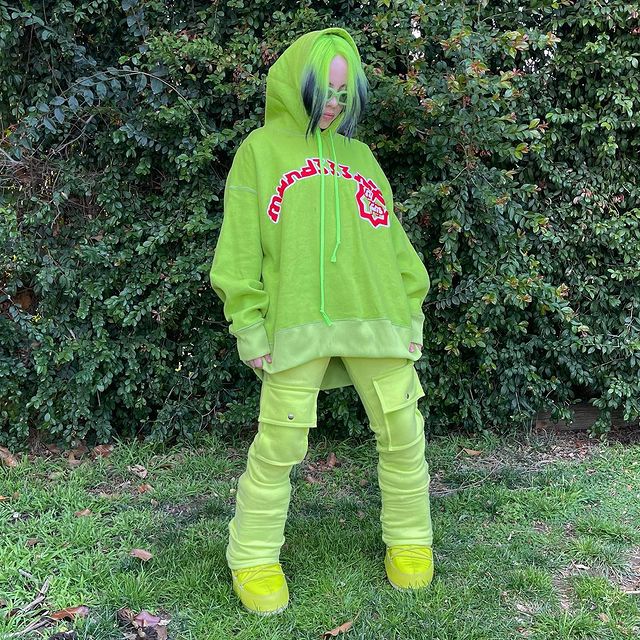 MTV's tweet photo. I want to be like @billieeilish when I grow up. https://t.co/J3sXSBsAne