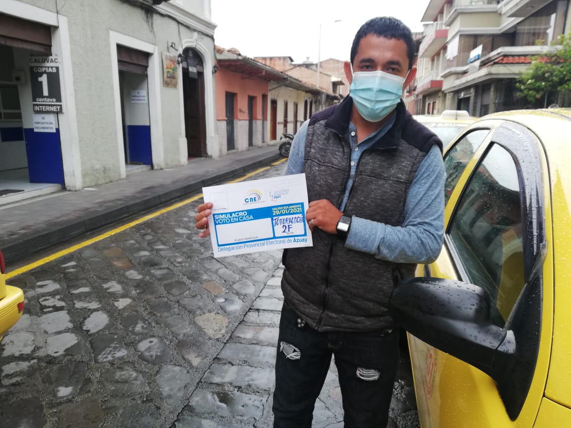 TaxAzuay's tweet photo. La Unión de Cooperativas de Transporte en Taxis del Azuay, con su Directorio y socios de las 65 Cooperativas participando esta mañana en el simulacro del voto en casa con Taxi solidario para las personas con Discapacidad https://t.co/Vt0V4bG82O