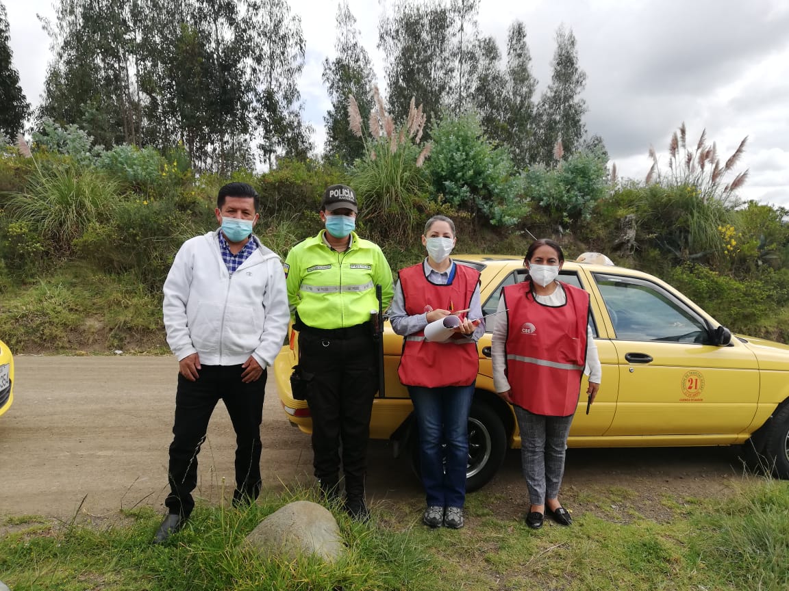 TaxAzuay's tweet photo. La Unión de Cooperativas de Transporte en Taxis del Azuay, con su Directorio y socios de las 65 Cooperativas participando esta mañana en el simulacro del voto en casa con Taxi solidario para las personas con Discapacidad https://t.co/Vt0V4bG82O