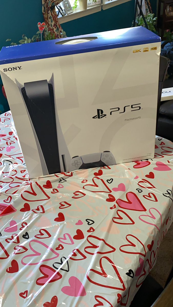 viccyyxo's tweet photo. PS5 4 SALE https://t.co/tqUJPFwbHP