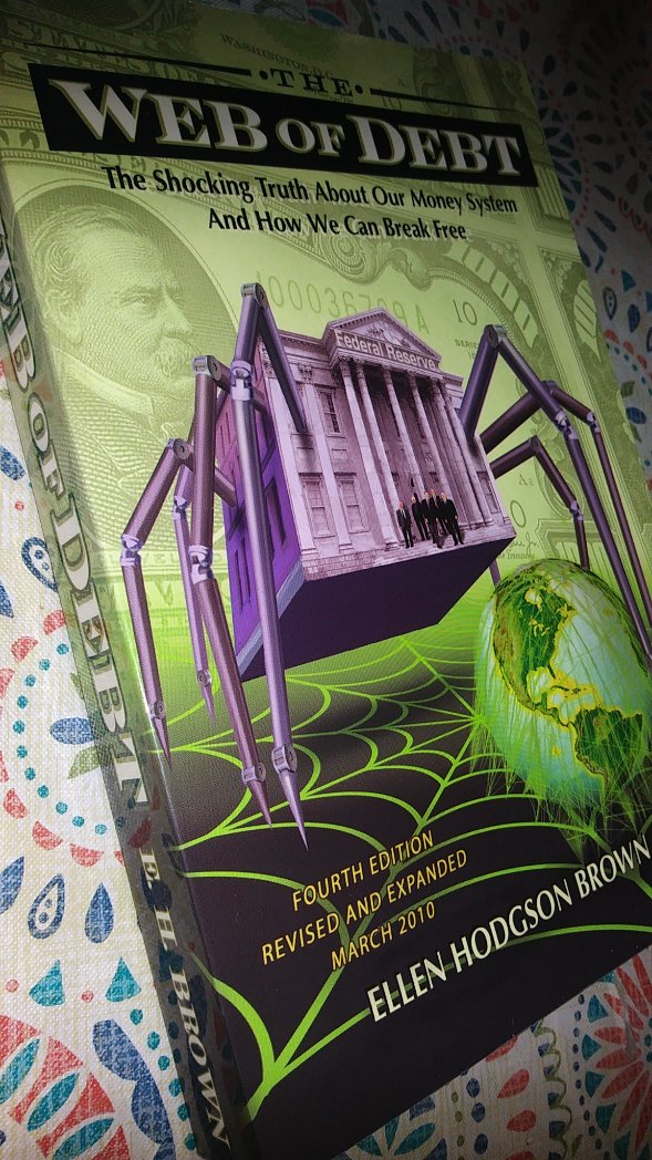 DonaldDeez's tweet image. Hey all- I&apos;d love to get 
#LibertyLibrary going. Lets share some of our favorite reads: fringe, centrist, minarchist, wildly anarcho capitalist....share what&apos;s in your library. Before, y&apos;know....books become a dangerous thing to the Ruling Elite. 

#LibertyLibrary
#EndtheFed