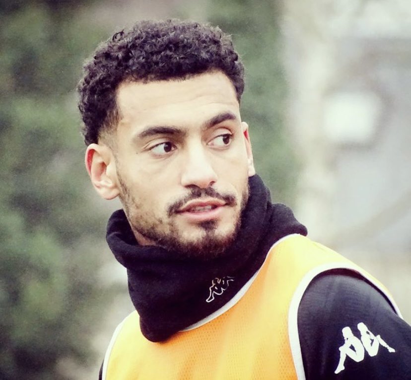 Milieu de terrain :Angelo fulgini : pas besoin de le présenter c’est le maître à jouer d’Angers , 4 buts et 3 pd à son actif en ligue 1 , son touché de balle ravissant , bon techniquement , très bon passeur , c’est vraiment un crack , son prix : 15m€ , très bon joueur