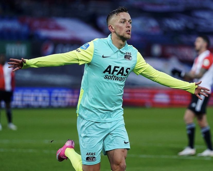 Ailier :Jesper Karlsson ( Az.Alkmaar ) 22 ans , 17 matchs , 6buts 6pd , excellent finisseur , très rapide , très technique c’est un gros crack clairement très peu connu  il a tout pour remplacer thauvin , son prix 8/10m€ ( Braquage )
