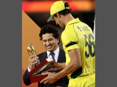 Players to win 2 major tournament awards in ICC world cups. Master(Two golden bats 96,03 wc)Afridi( MOT in 2007 t20 wc, Golden ball in 2011) Starc( Golden balls in 15,19 wcs ) King(MOTs in 14,16 wc respectively)