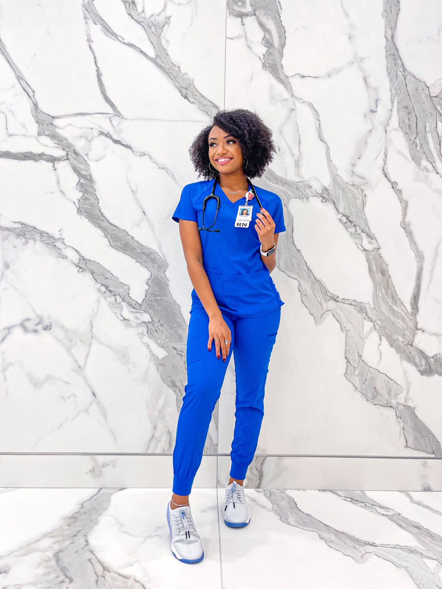 dollyKAT_14's tweet photo. A year ago today I received the best news of my life that I was officially a nurse 🩺  

One thing I’ve learned is that nursing has many lows, but also MANY highs. 

Although I started my career in a global pandemic, I am so grateful to God to be in such a rewarding career 🤍🙏🏽 https://t.co/vewmWhywbE