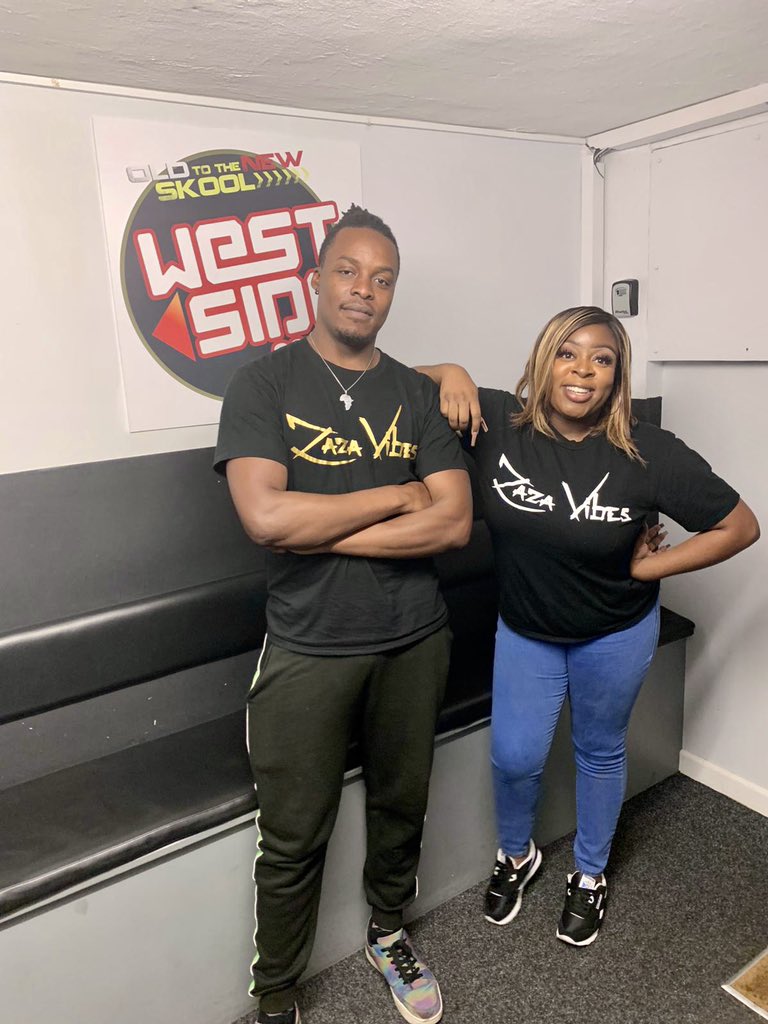 RodRantz's tweet photo. Youโre fave afrobeats duo on UK radio keeping you guys entertained every week on @afronationshow ๐๐
@_graceymae walked into the studio and BOOM we both wore our @izzlax โZaza Vibesโ teeโs COMPLETELY UNPLANNED ๐คฃ๐คฃ
#rodrantz #graceymae #dj #host #radio #presenter #afrobeats https://t.co/wgoh2W7wUA