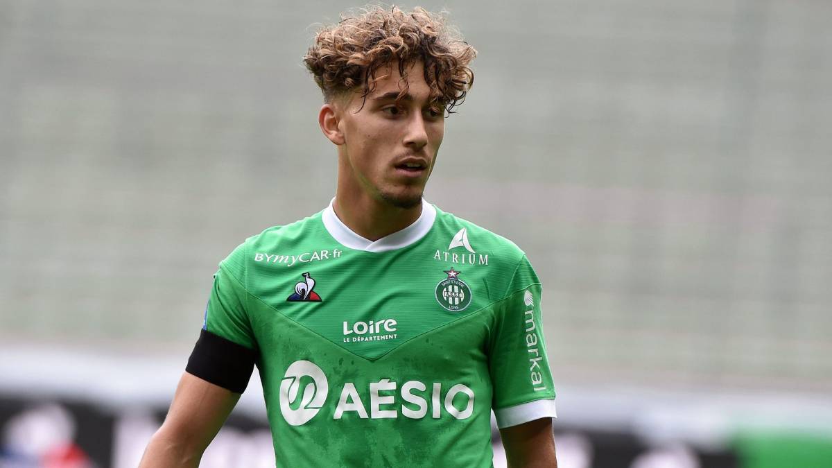 10.Name: Adil AouchicheAge: 18By far one of France’s hottest prospects at 18 years of age, Adil is a regular name of the team sheet for Saint-Etienne. Leaning more towards the left, Aouchiche is a playmaker who has multiple dimensions to his game.