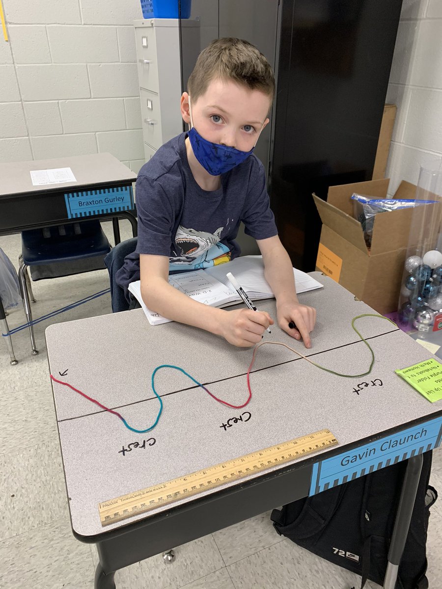 mjfleming5's tweet photo. Any day you get to draw on your desk to learn is a good day. We mastered the parts of a wave! @TaraOaks_ES https://t.co/A5xk1kHO5R