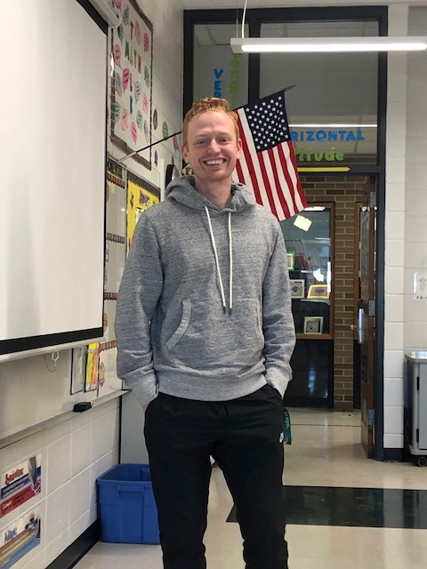 dist126_hg's tweet photo. Congratulations to Mr. Floyd on being awarded the Classroom Champion from the Chicago Bears.  George McCaskey joined our zoom today to honor him. We're so proud of him! @BearsOutreach @HazelgreenPE#weare126 https://t.co/HWmFu8WtST