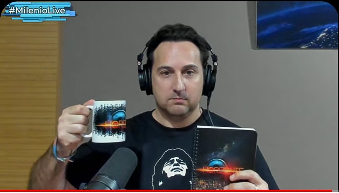 GmMFS's tweet photo. @navedelmisterio quisiera la taza para que sea la más chula de mi colección #MilenioLive https://t.co/ZJjxJH4oxa