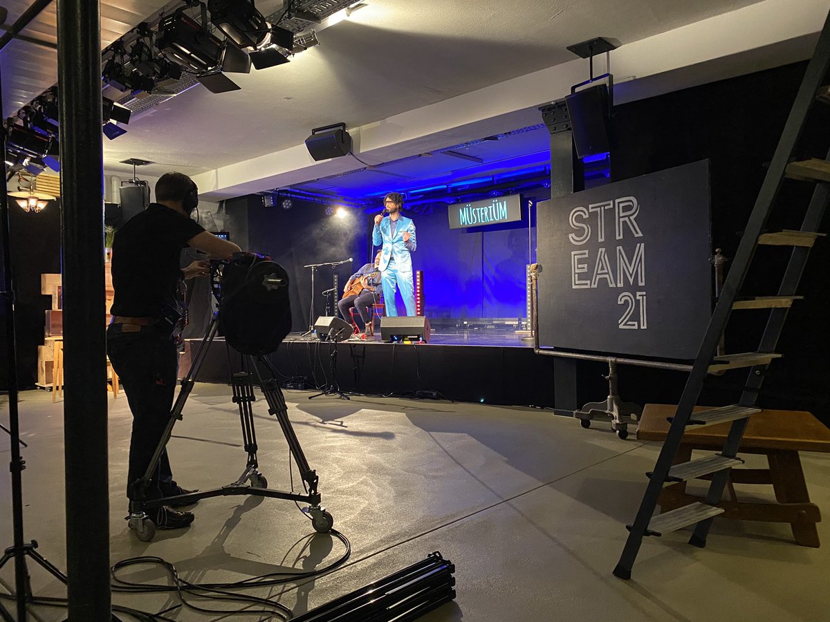 stream21art's tweet photo. It‘s a wrap! https://t.co/n74XK3cEBt