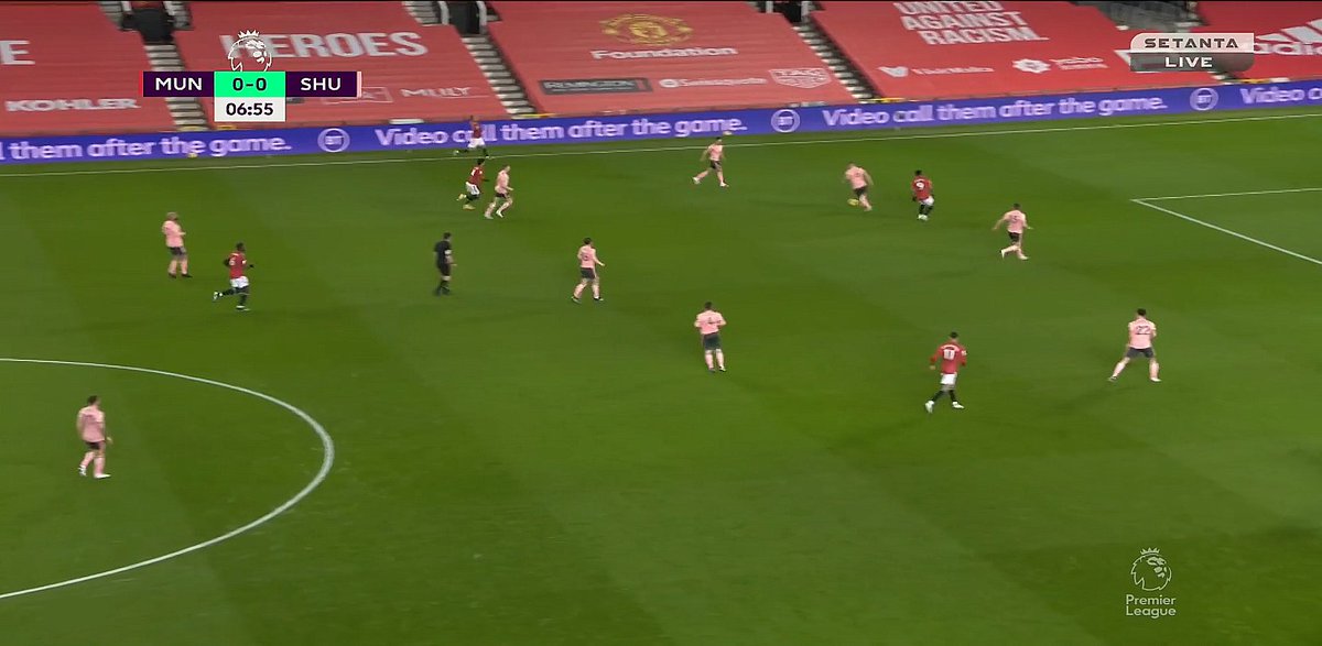 HastinessBoth Martial and Rashford played in a hasty manner. Here, Rashford looked for Martial in our early second phase, didn't execute it and then chased the ball poorly in a press.