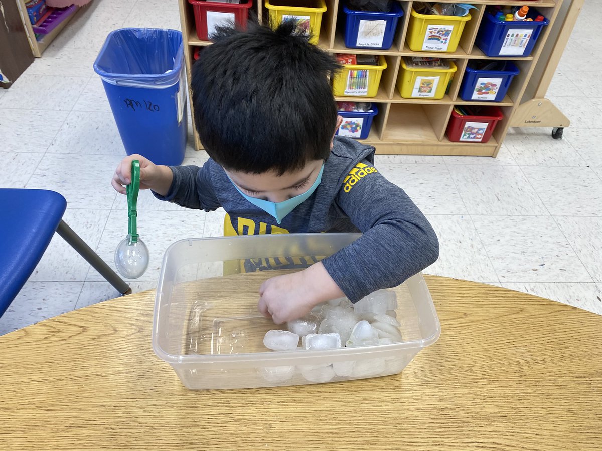 mrsbivaletz's tweet photo. Pretending we are in the Arctic (it feels like it, anyway!!!) by playing and building with ice cubes 🧊 🥶 https://t.co/S0yGi9lrl8
