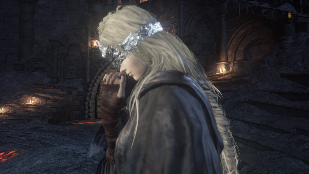 La vérité sur le monde sans la flamme, sur la véritable nature de son devoir, sur l’avenir de Dark Soul. Directement imprégné de l’allégorie de la caverne de Platon, DS pousse le parallèle à son paroxysme puisque la morteflamme découvre les yeux de la servante du sanctuaire,