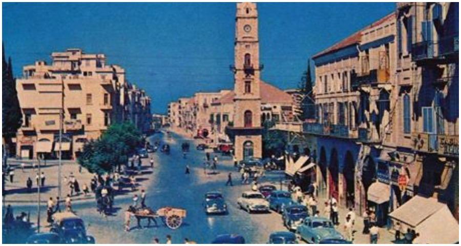 RicardoRKaram's tweet photo. يختزن شارع التلّ نبض طرابلس بأوجهها المختلفة. هو ذاكرة المدينة وخزّانها وروحها بمقاهيها الشعبية وأكشاك باعتها وصالات السينما القديمة وماسحي الأحذية والأفران وبيّاع الكعك وعربات الخضار والزحمة والناس والابتسامات والتحية والسلام ... #طرابلس #لبنان #طرابلس_عاصمة_الشرفاء https://t.co/FJgW7PKVP8