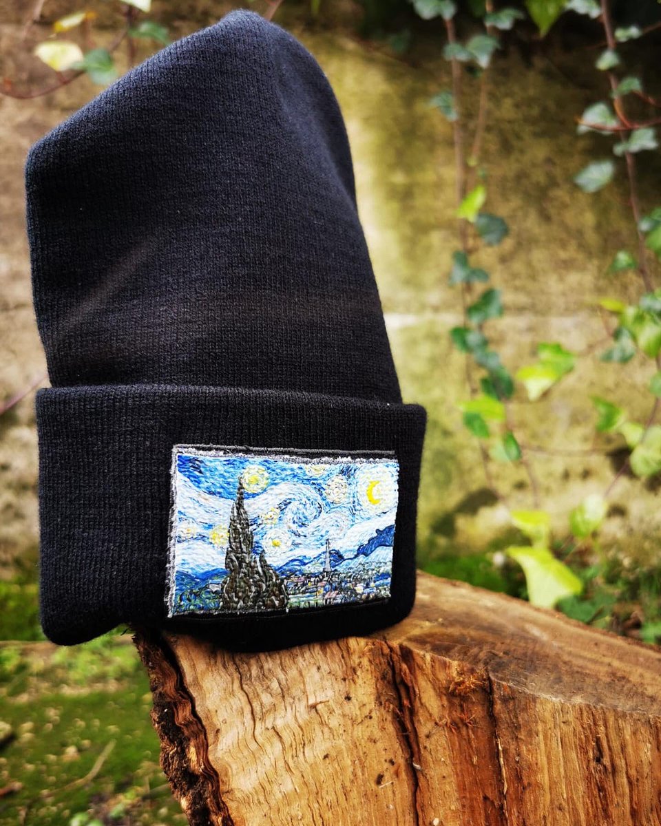 GZendoodle's tweet photo. Custom painting on hat.
5 x 8 cm
DM for more info ❤️

#art #artist #artwork #paint #painting #handmade #Creative #design #oilpainting #myartwork #inspiration #illustration #vangogh #vincentvangogh #thestarrynight #draw #drawing #blue #vortices https://t.co/0yGby2kll7