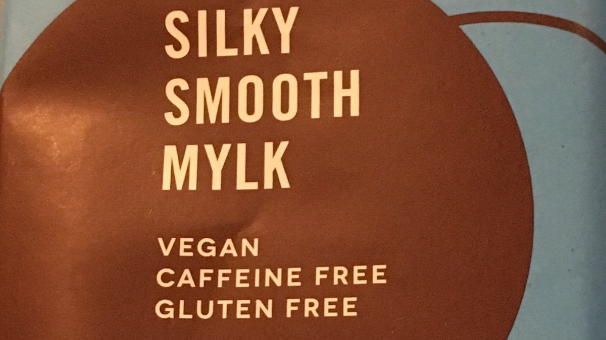 Just had a SUPER <a href="/Supertreats_uk/">Supertreats</a> ‘refined-sugar free carob bar that tastes like chocolate bar’ moment - this happens when you realise that one of these bars isn’t enough, so you have two - yes indeed!