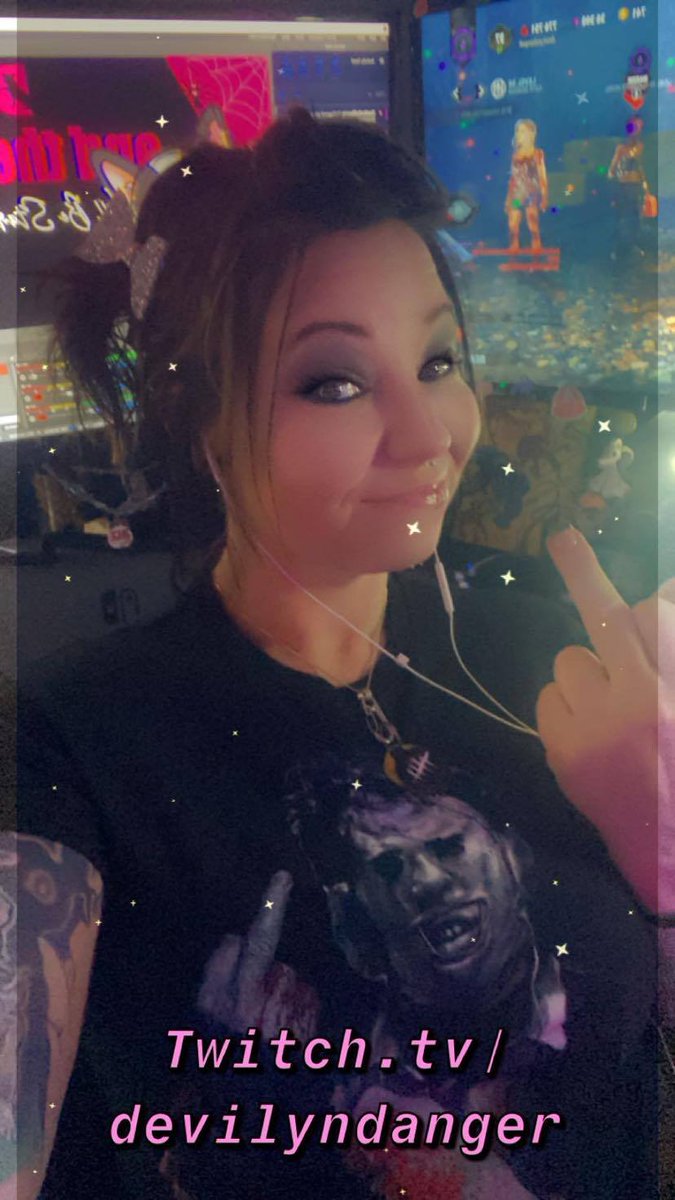DeviLynDanGer's tweet photo. That's Mrs @mazionTV To you...
https://t.co/lm5VjfO7q1
#IntoTheFog #DogsOfTwitch #BullTerriersOfTwitch #HorrorDogs https://t.co/lGSGS7mfcN