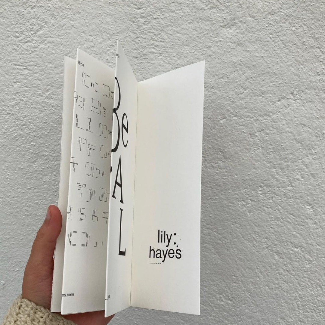 scrawl_writing's tweet photo. 💻very pleased to be working with the brilliant Lily Hayes, our first *designer-in-virtual-residence*, who will be sorting out our print publication✍️ https://t.co/oGOzOL3Je4