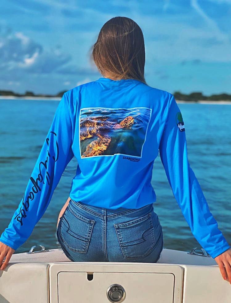 IntrepidZambo's tweet photo. Eco-friendly product 
100% made in galápagos 
Worldwide 🌎 Shipping ✈️ 
Follow me in Facebook zambonino Photography 
we try to produce the best products You’ll notice that all our shirts dry faster than a normal shirt, and your skin will notice(and thank you for)the lack of rash https://t.co/zKjkNn96ZC