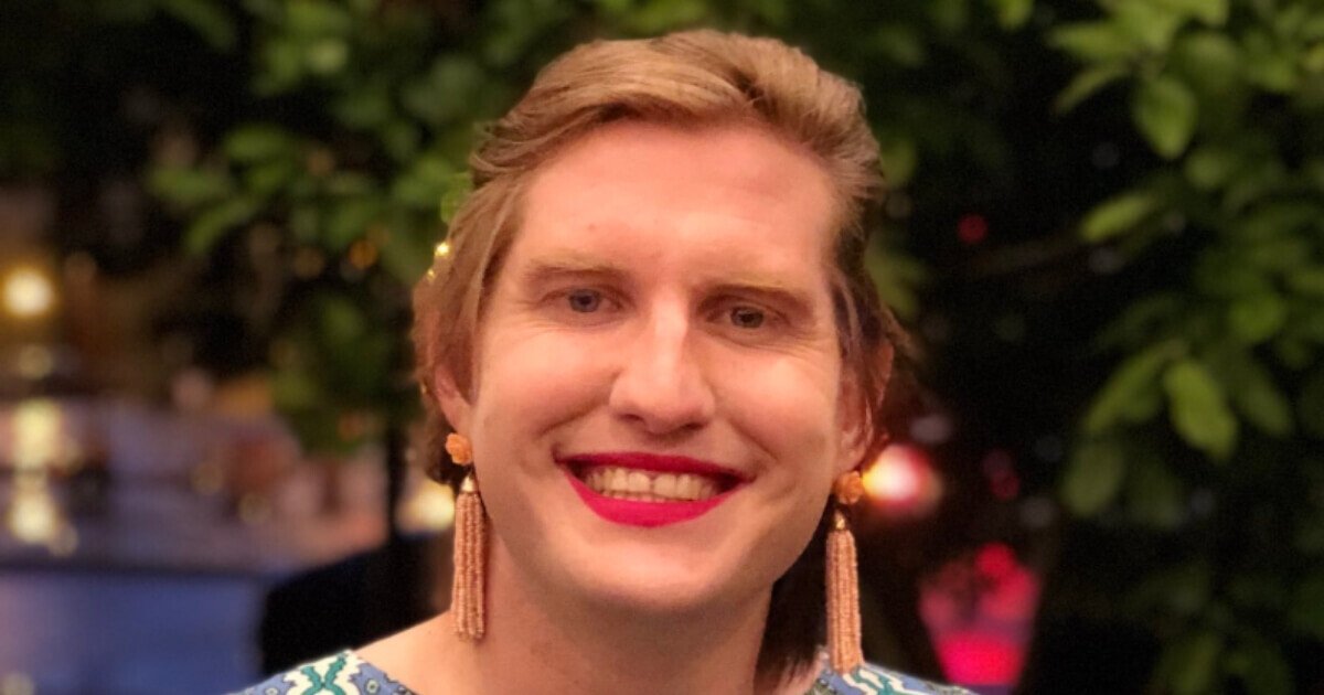 montiniski's tweet photo. How easy is it to obey Jesus' command to hate this world!

This is the new spokesman for Catholics for Choice (a pro-abortion group entirely at odds with Catholic teaching).
"Charlotte Clymer" - a biological male. https://t.co/RmnZ8ogrEM