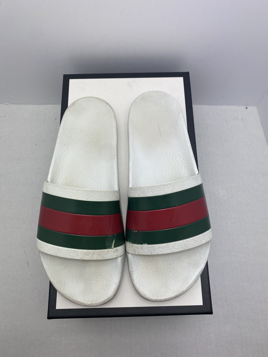 H_preme's tweet image. Kicks For Sale!

Black Vapormax 
Size 10.5, Used, Og All
$105 Shipped 

White Gucci Slides
Fits Size 10, Used, Og All
$115 Shipped