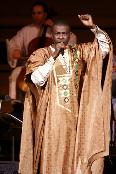 10 ) 1989 : The Lion1990 : Set1992 : Eyes Open1993 : Seven Seconds1994 : Wommat2000 : Joko2002 : Nothing’s In Vain2004 : Egypte2006 : Badou2007 : Rokku Mi Rokka2010 : Dakar-Kingston2010 : I Bring What I Love2013 : Senegal Super Star 2016 : Africa Rekk