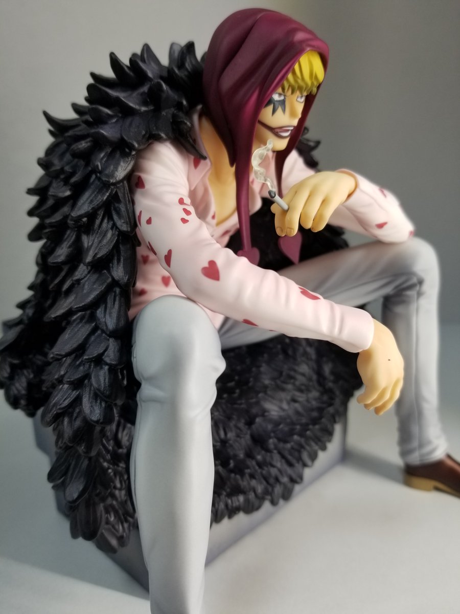 カルバドス1743 Pa Twitter Onepiece メガハウス 16年発売 P O P ワンピース Limited Edition コラソン ロー コラソンのフィギュアは色々出てますが クオリティだけならこれが一番好きです 付け替えパーツが大量にあるので飾りやすいですが 煙草がよく落ち