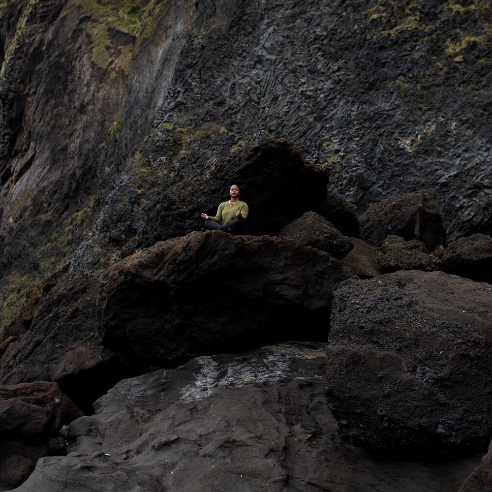 What daily ways are you caring for YOU?

Self-caring is a practice of compassion for ourselves - treating ourself with kindness, care and love as we would a family member or beloved friend.

Self-Caring is about catching the negative self talk, judgment...
instagram.com/p/CKpXSTQl58n/…