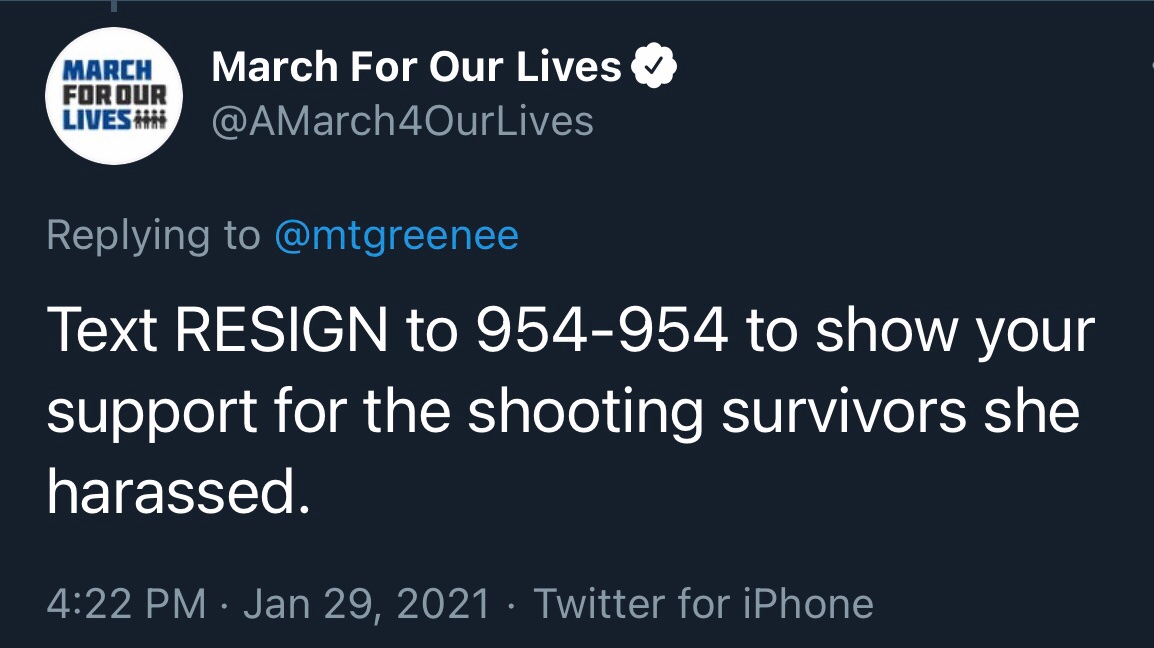 LizK8181's tweet photo. Imagine spending every. single. day having to be this person. 🤢

What she meant to say was https://t.co/T8uM1mGmFe