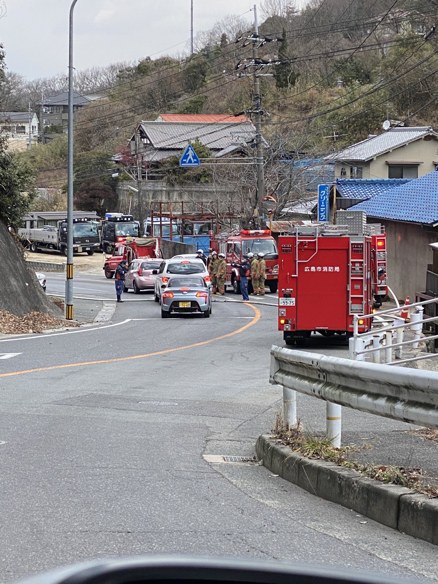 火事 広島市安芸区矢野東で火災 矢野峠で規制 渋滞 日広鋼機近くで建物火災 現場画像まとめ まとめダネ