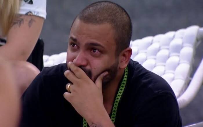 noproblem371928's tweet photo. #BBB221 #TeamProjota 
Projota: Tudo eu choro e não tenho nenhum pouco de vergonha nisso, faz parte da pessoa que eu sou, eu sinto muito as coisas 

EU AMO UM HOMEM SENSÍVEL 
(exceto o podre do Fiuk) https://t.co/QovmIrOvZ4