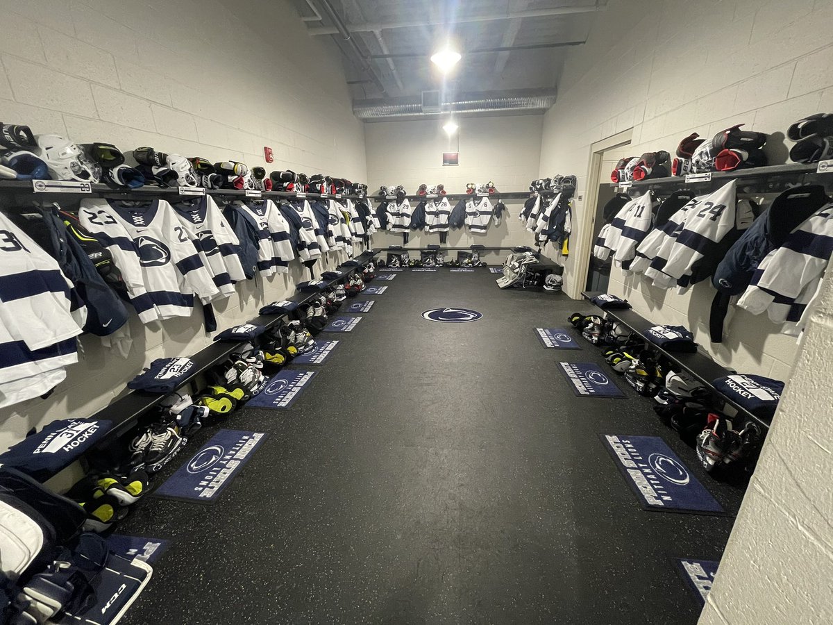 lpuck10's tweet photo. The Game Day process @PennStateWHKY https://t.co/N3DPPtOBQ6