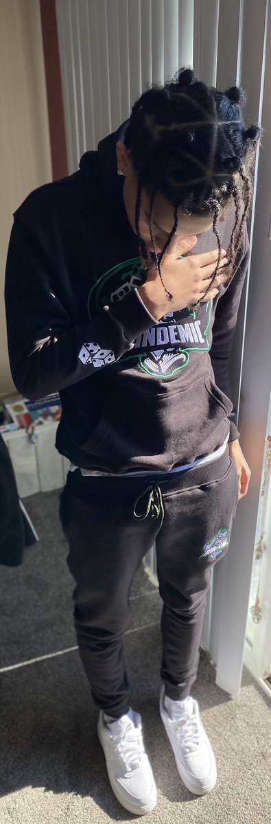 dolobackend's tweet image. Just dropped a brand✅ Followus on Instagram @shopbandemic Website- bandemic.us Appreciate all support‼️