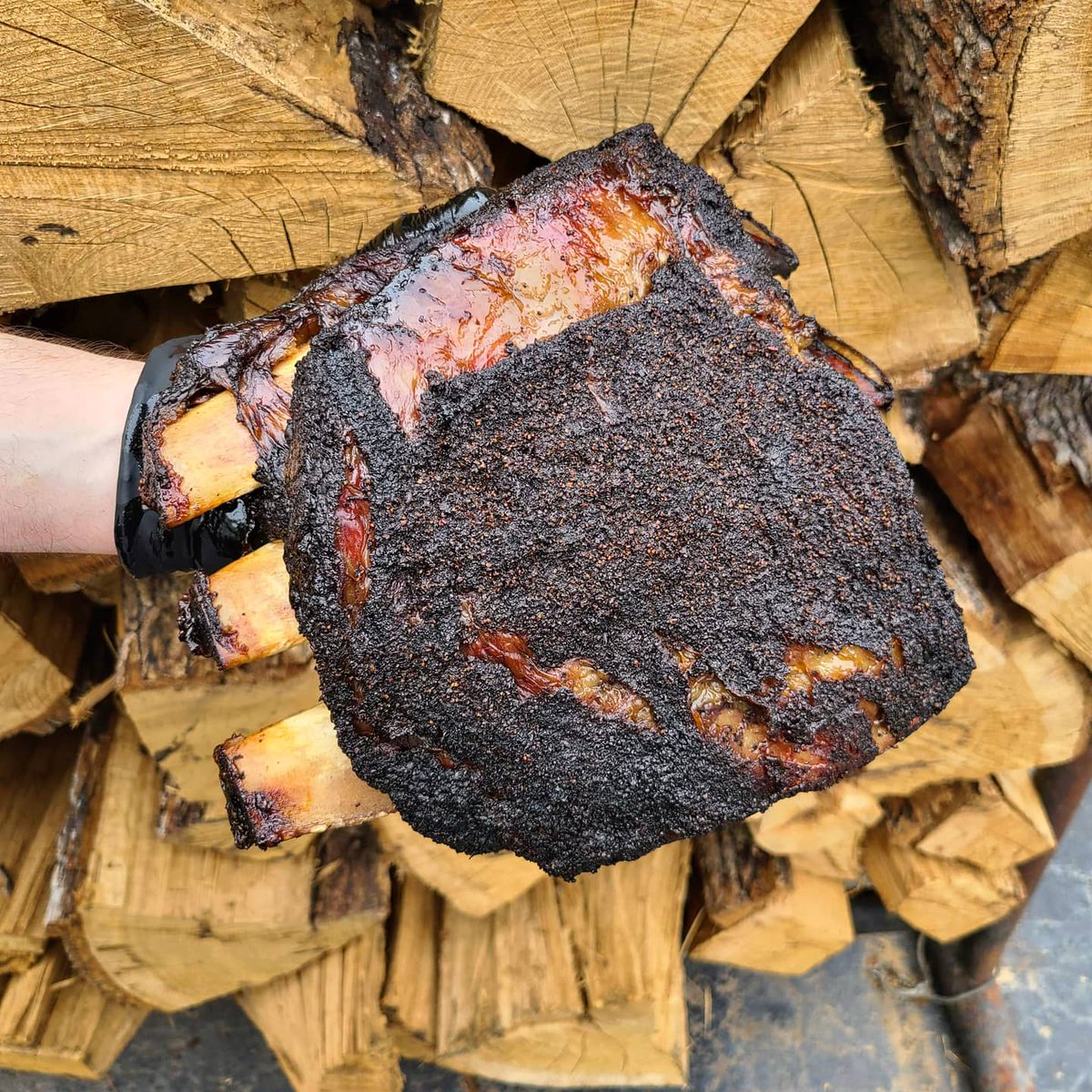 BryanCBingham's tweet image. I am once again asking you to buy some barbecue! Working on a new recipe this weekend with beef ribs so I will have two slabs left for sale at the restaurant. Be here or be square. #supportyourlocalpitmaster