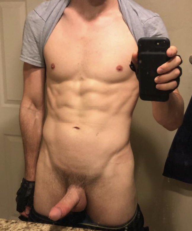 LATrash4's tweet photo. 😈😏 https://t.co/SqVocZmawF
