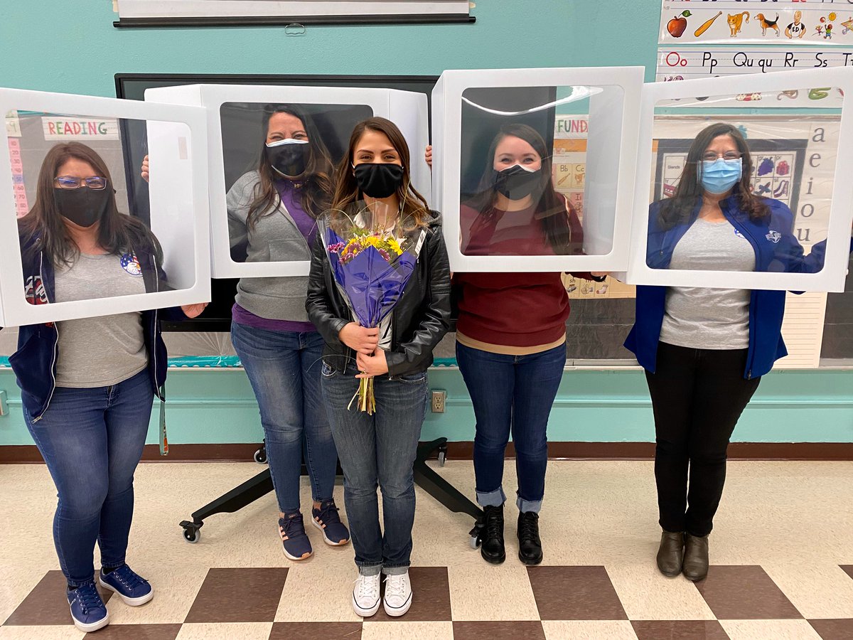 EsHeight's tweet photo. Congratulations to our 1st grade Teacher of the Year, Mrs. Mora! She’s an innovator, leader and team player. We ❤️ you! 

Thank you for everything you do for our little Eagles 🦅.

#teacheroftheyear @YsletaISD @ramendozajr https://t.co/2Uvq0FhpnS