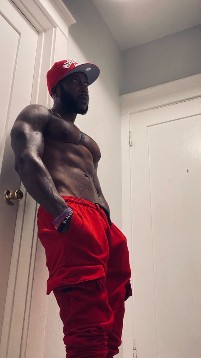 rudeboyfit's tweet photo. Just take life all in 🦍💯💪🏿#fitness #fitnessmodel @RalphLauren @CalvinKlein @JordanBrandNews @hm #Muscle #Fit #Model #FitModel #bodybuilding #abs https://t.co/4GVFH15YoX